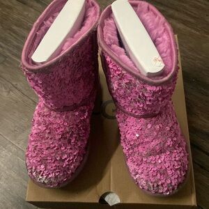 Little girls UGG BOOTS SIZE 13 chunky pink sequins
